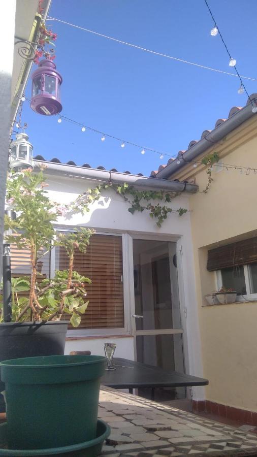Naturalia: La Casita Con Patio Caces Exteriér fotografie